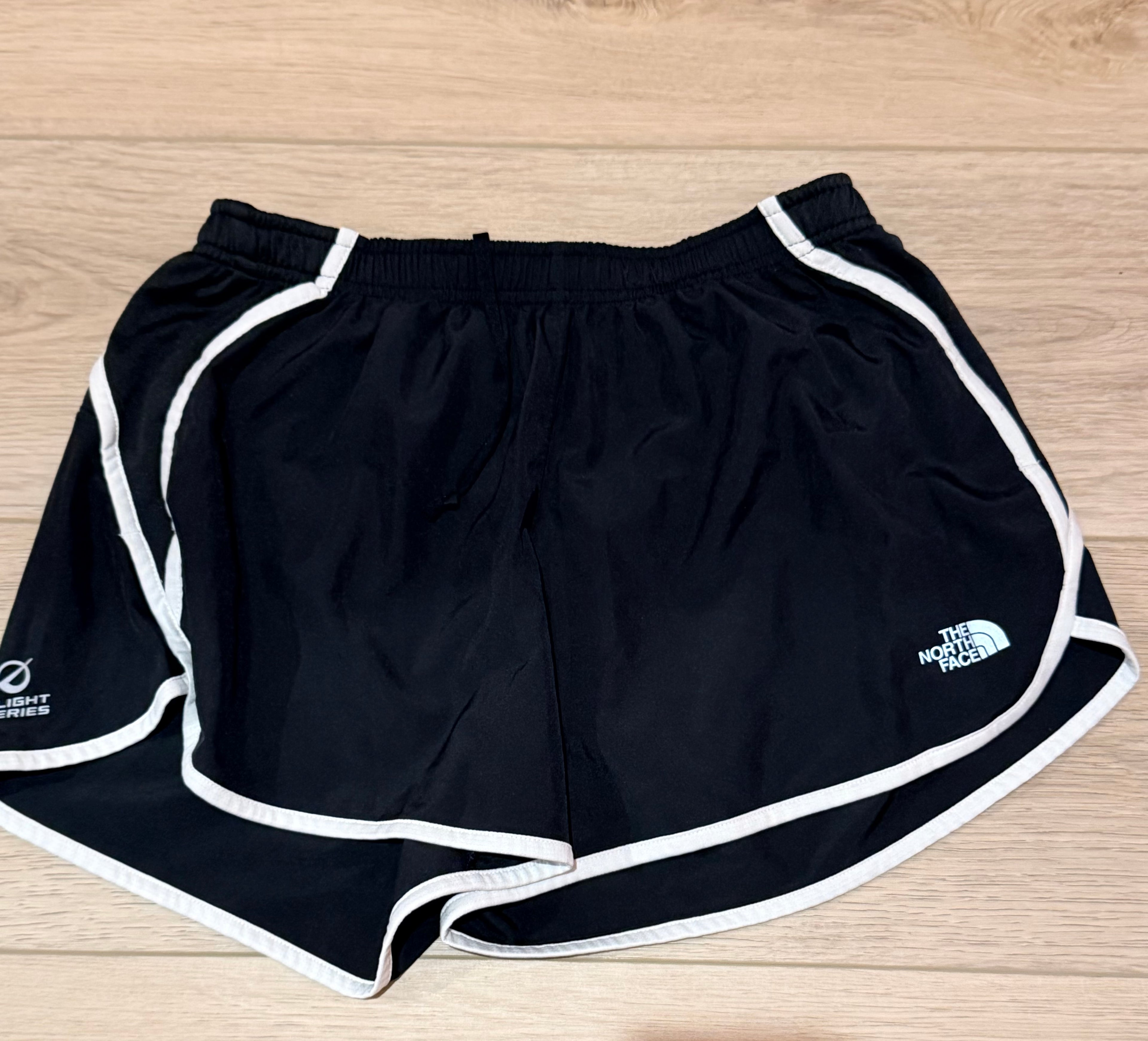 TNF Shorts Small